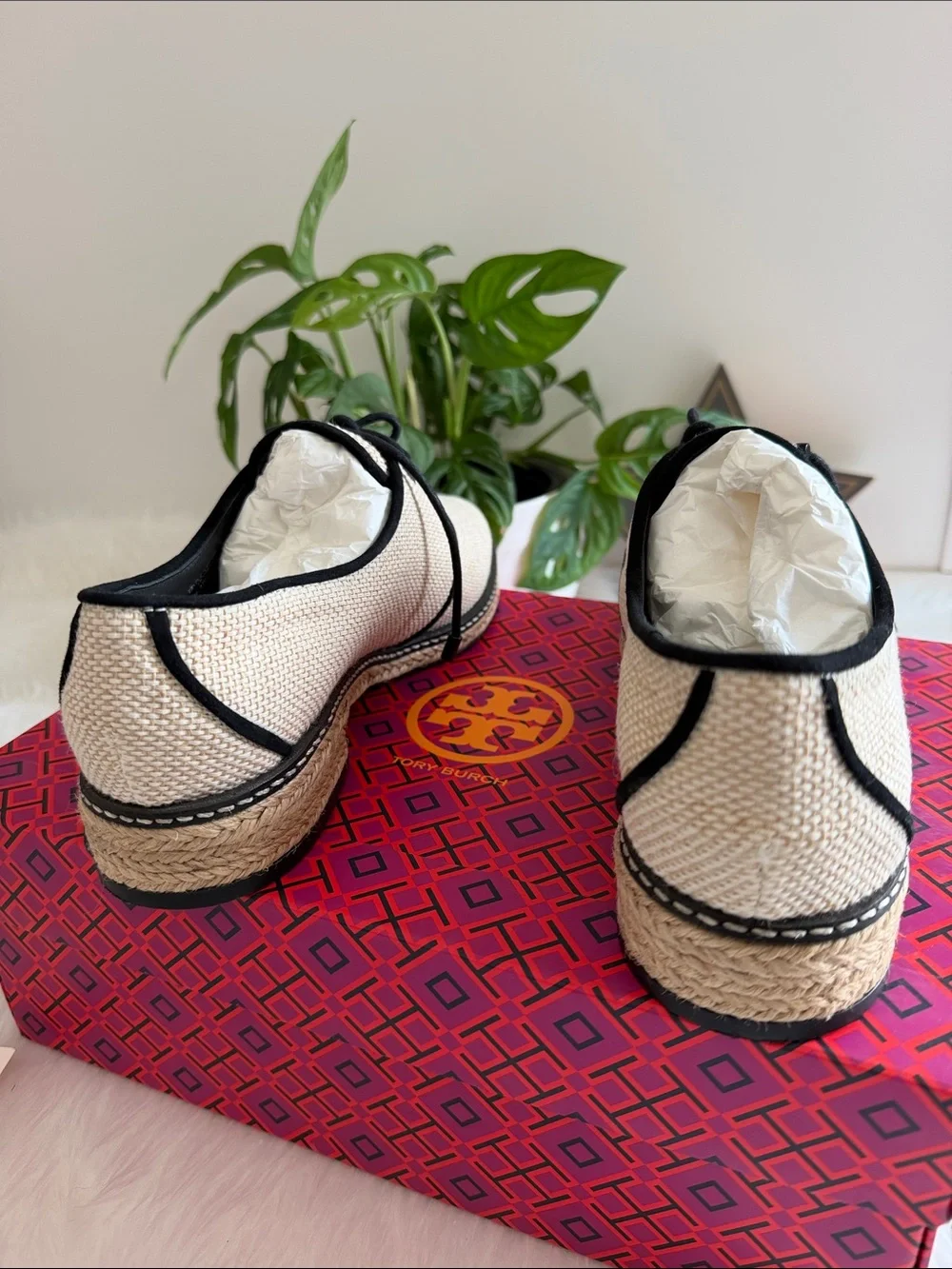 Tory Burch woven beige
